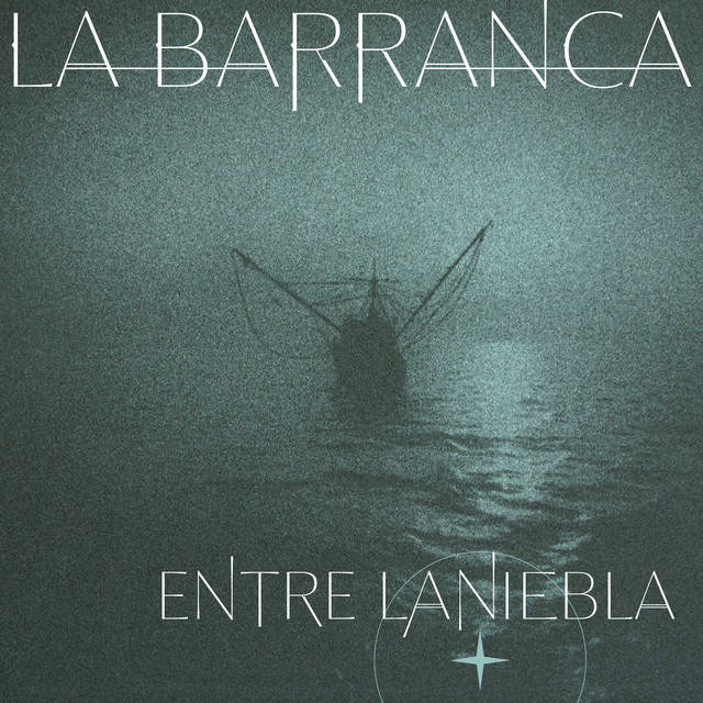 Entre La Niebla cover