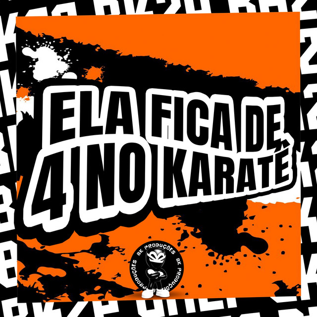 ELA FICA DE 4 NO KARATÊ