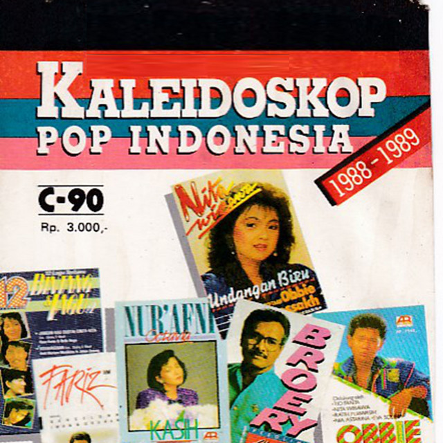 Dibatas Kota Ini cover