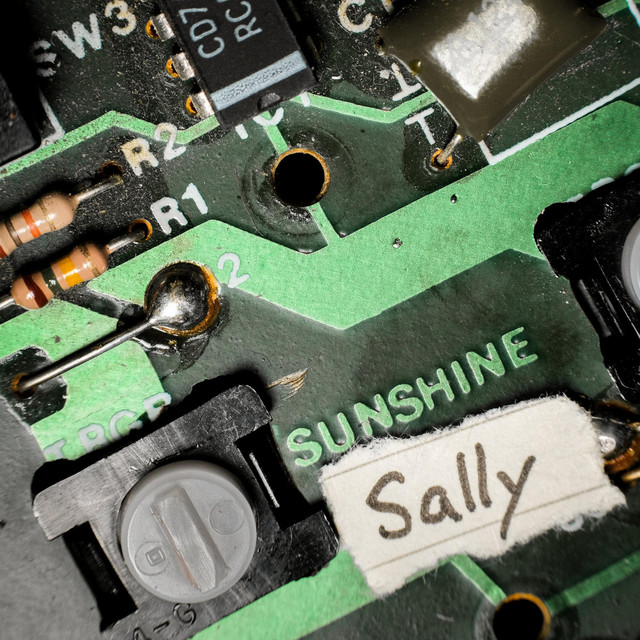 Sunshine Sally (8bit) cover