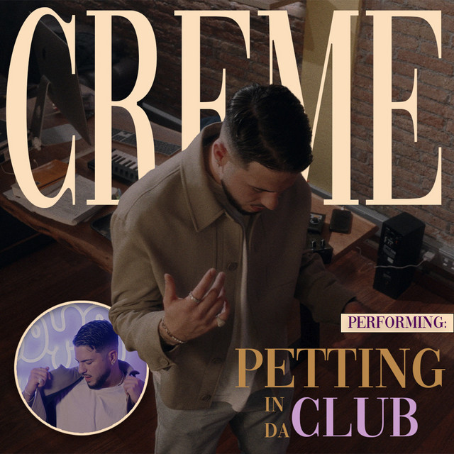 Petting In Da Club