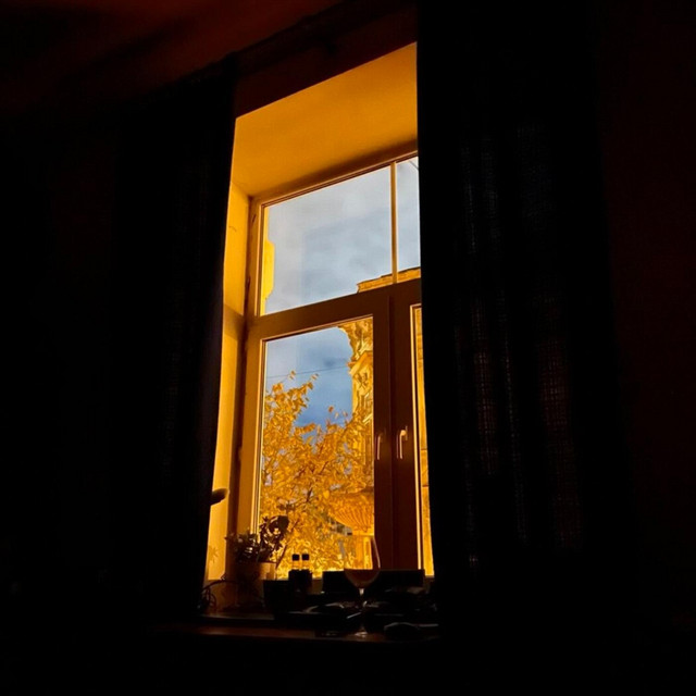 Обкладинка The First Listener — Wonderland