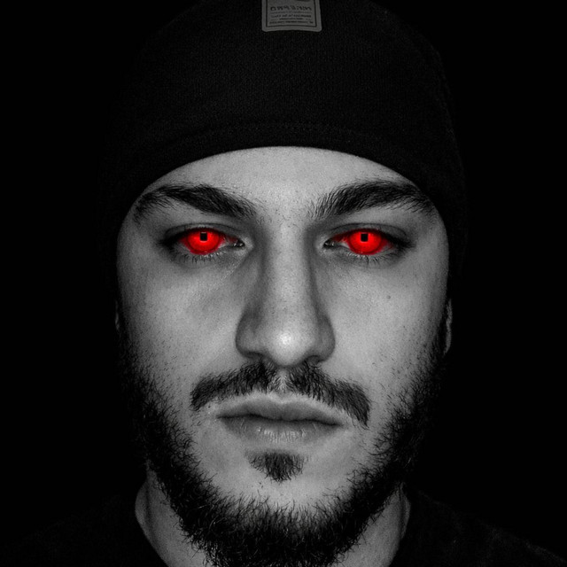 KAÇARKEN DÜŞME cover art