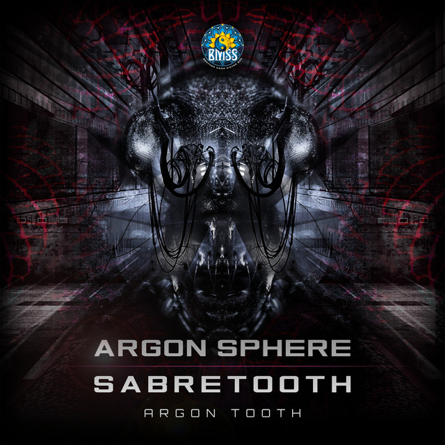 Traveller - Sabretooth Remix album art