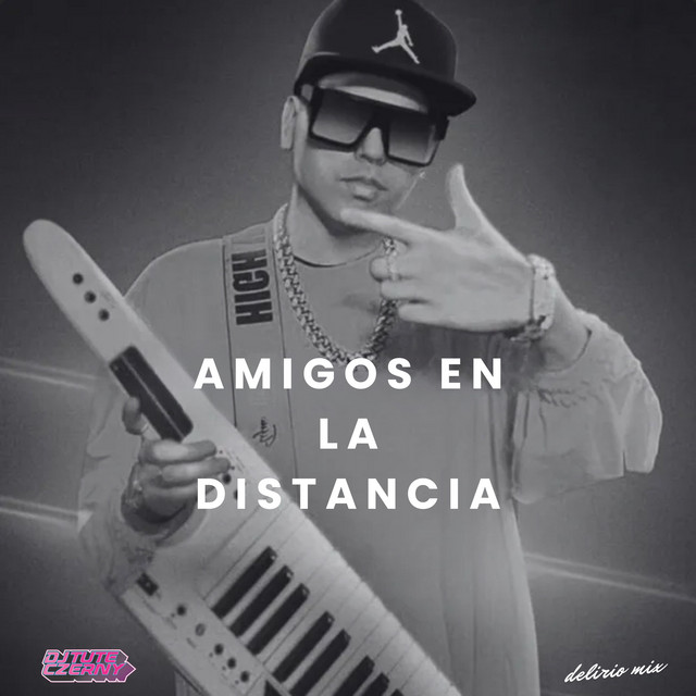 Amigos en la Distancia