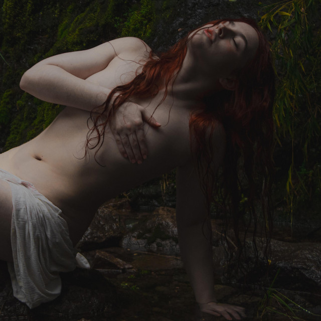Apócrifa cover art