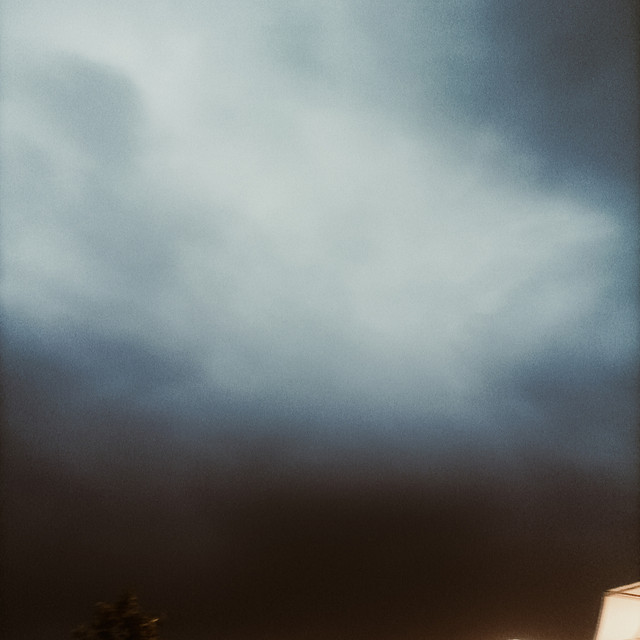 Langit Kelabu cover art