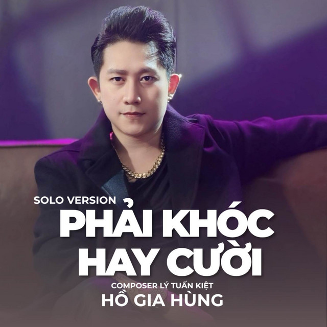 Phải Khóc Hay Cười