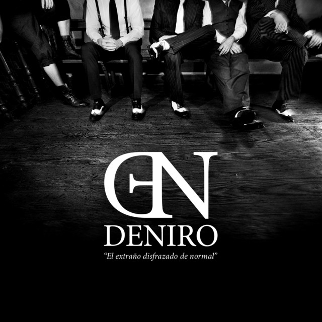 El Extraño Disfrazado de Normal cover art