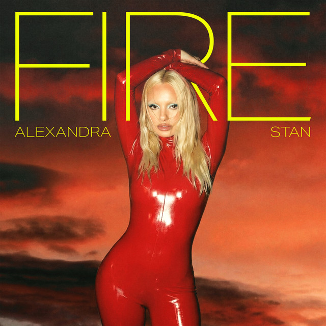 Capa de Fire - Alexandra Stan