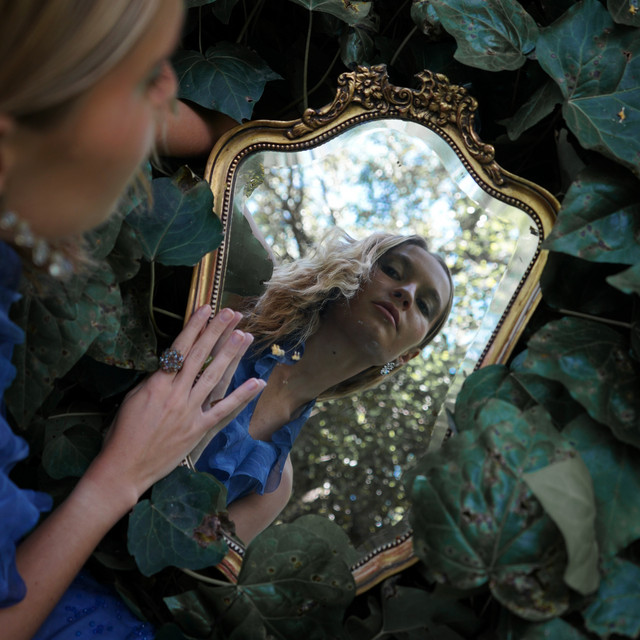 Reflejo cover art