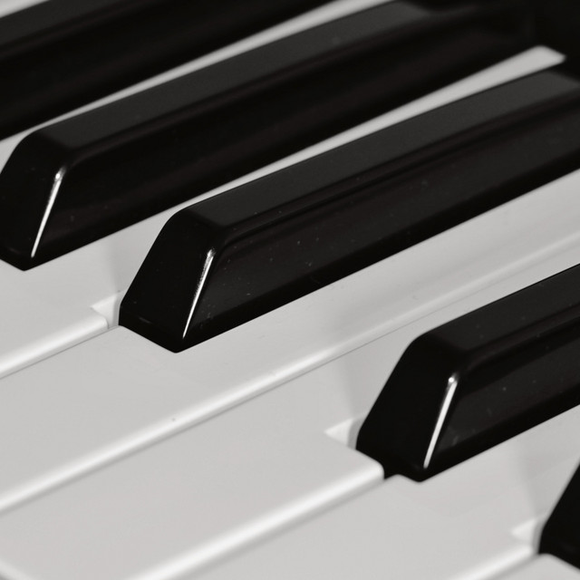 Best Royalty Free Piano By LindsjoMusic cover art