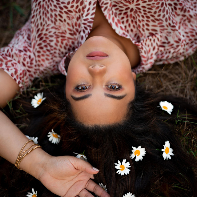 Damaris | Spotify