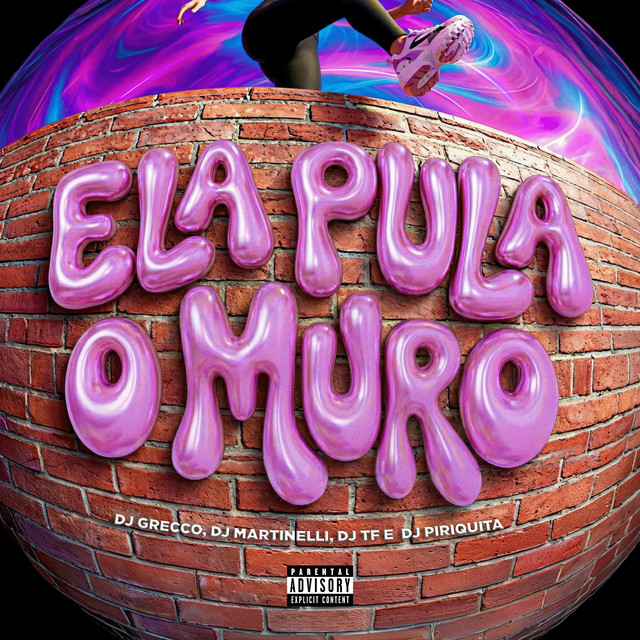 ELA PULA O MURO