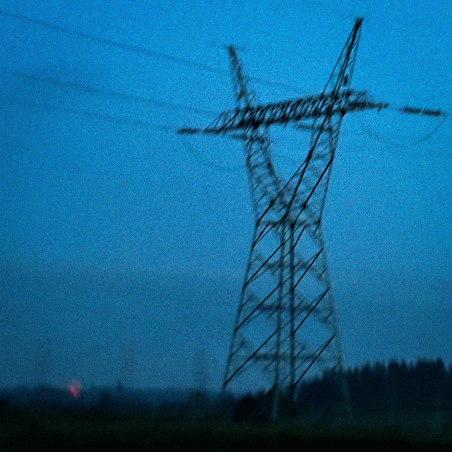 TRIUKŠMO FAZĖ cover art