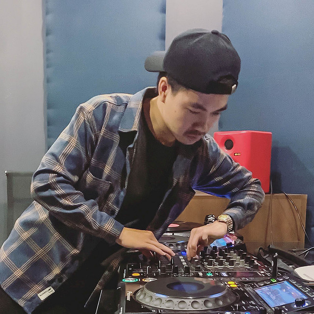 QUICKIE REMIX