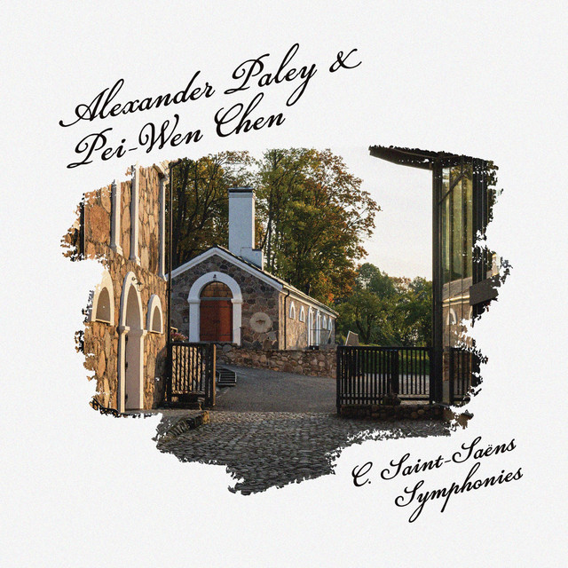 Complete symphonies by Camille Saint-Saëns in arrangement for piano 4 hands and 2 pianos by author and Claude Debussy. World premiere recording