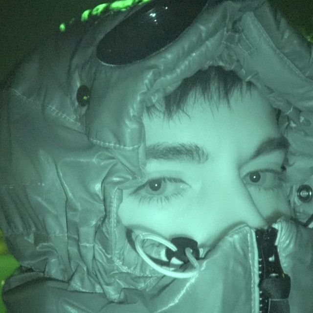 Pikette23 - Romántico y Delincuente