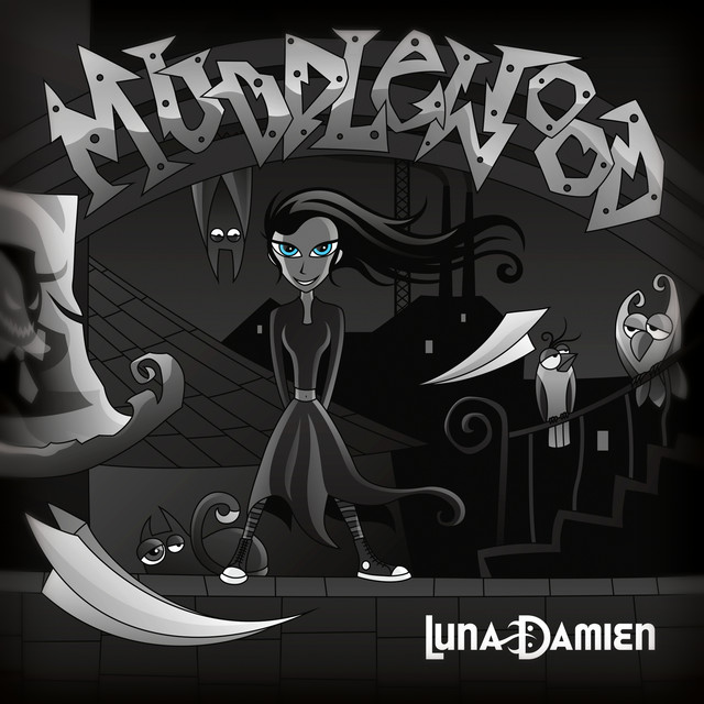 Luna Damien Photo