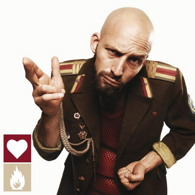 Omslag för Kärlek Och Revolt! av General Knas