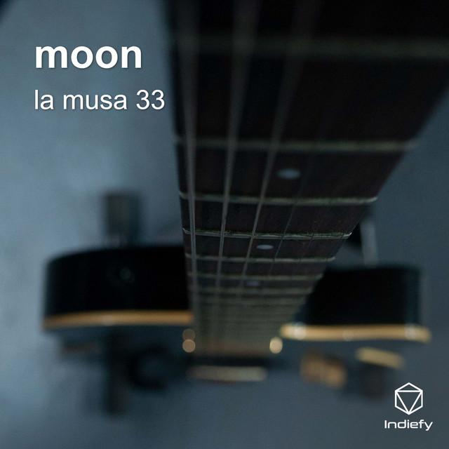 moon - Single by la musa 33 | Spotify
