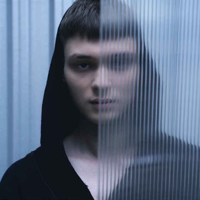 Обкладинка: Watch On Me — MK’ONE