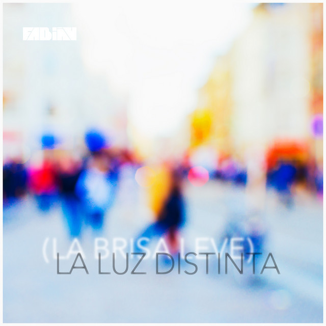 (La Brisa Leve) La Luz Distinta cover art
