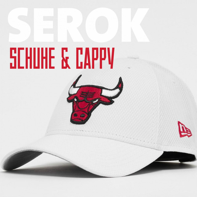 Schuhe und Cappy
