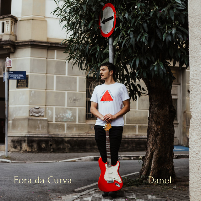 Fora da Curva cover art