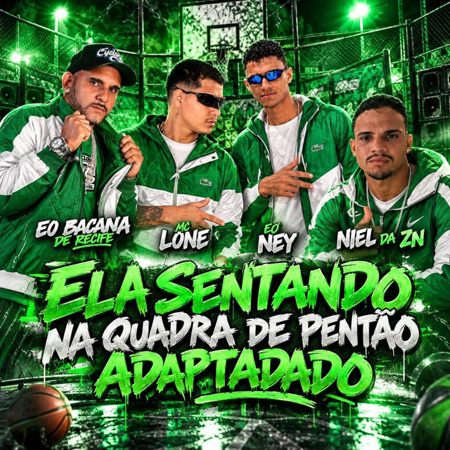 Ela Sentando na Quadra de Pentão Adaptadado