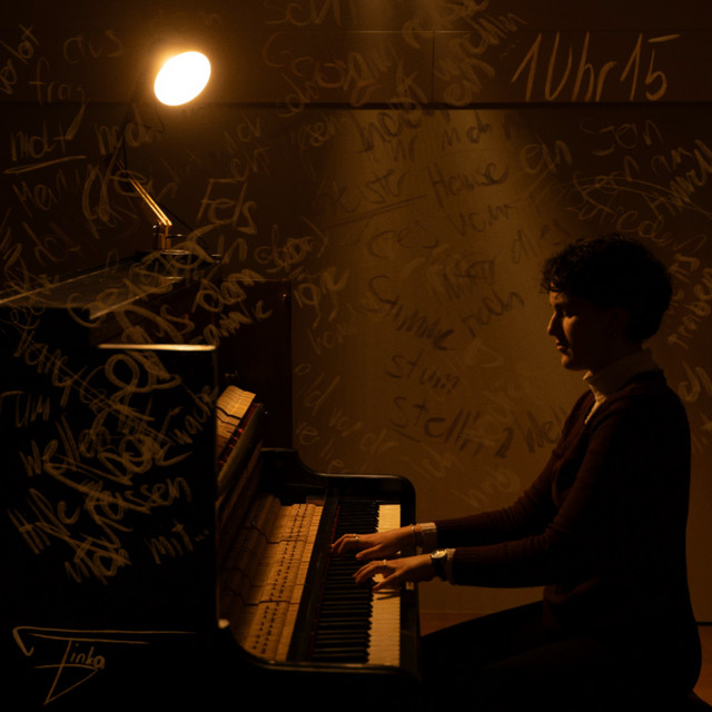 1Uhr15 cover