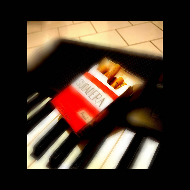 Tabaco Para Gatos. cover art