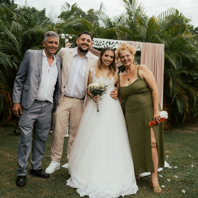 BRINDEMOS