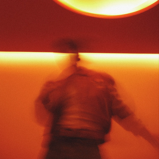 ESTRÉS cover art