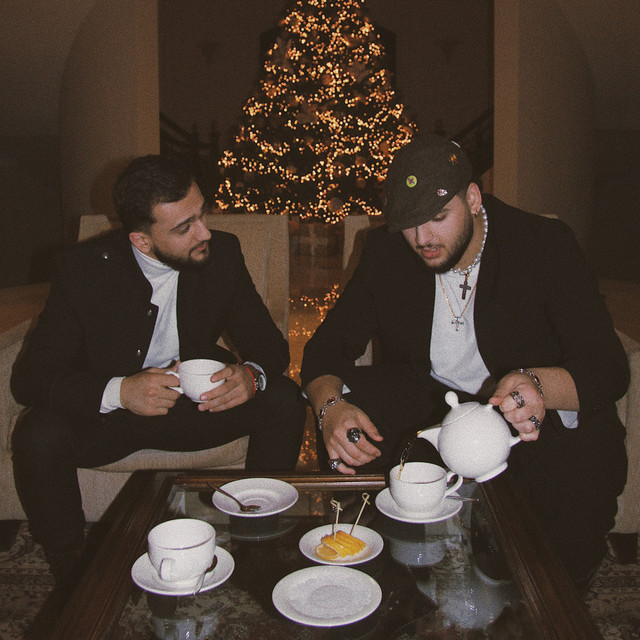 Мадам cover art