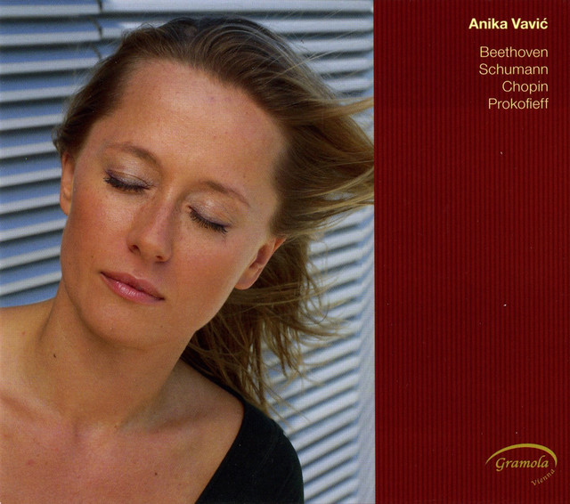 Anika Vavic plays Beethoven, Schumann, Chopin & Prokofiev