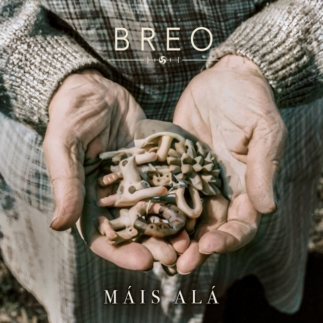 Máis Alá cover art