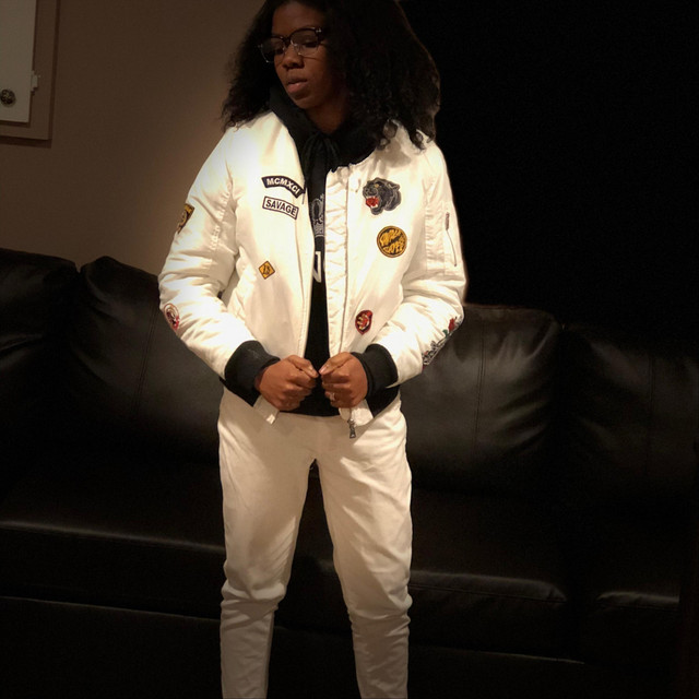 Tiarah Photo