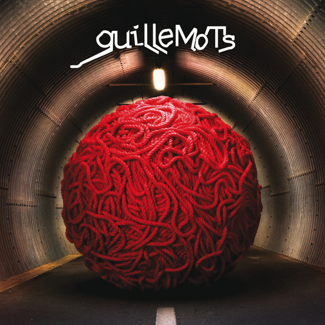 Red (International Version) cover art