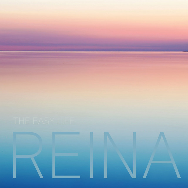 Raina Photo