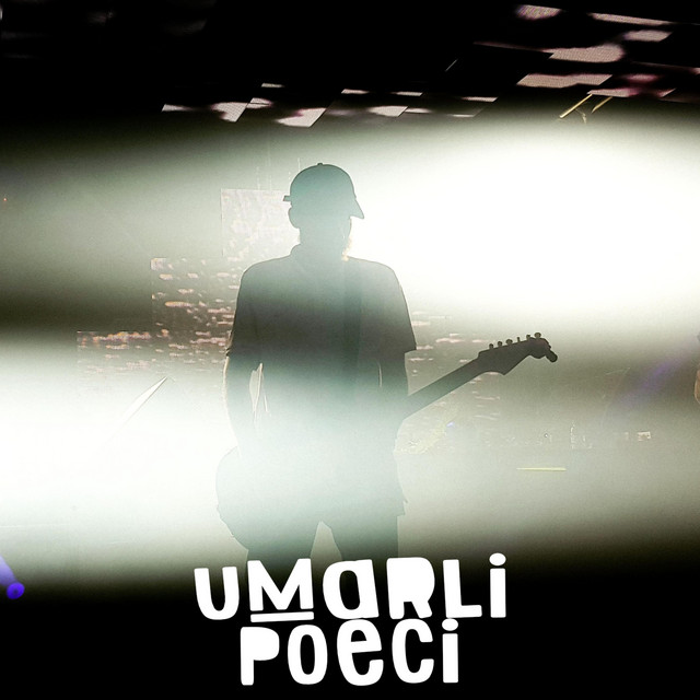 Okładka: Umarli poeci