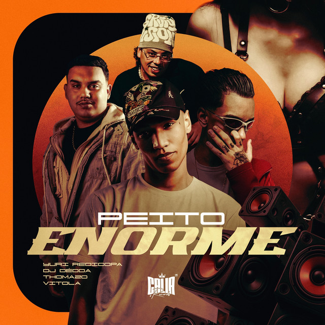 Peito Enorme