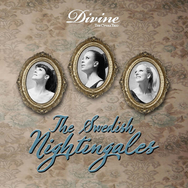 Divine the opera trio