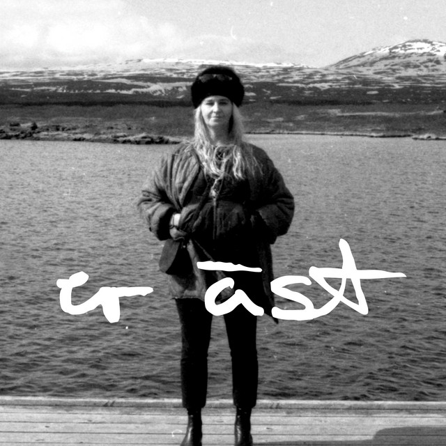 Er ást cover art