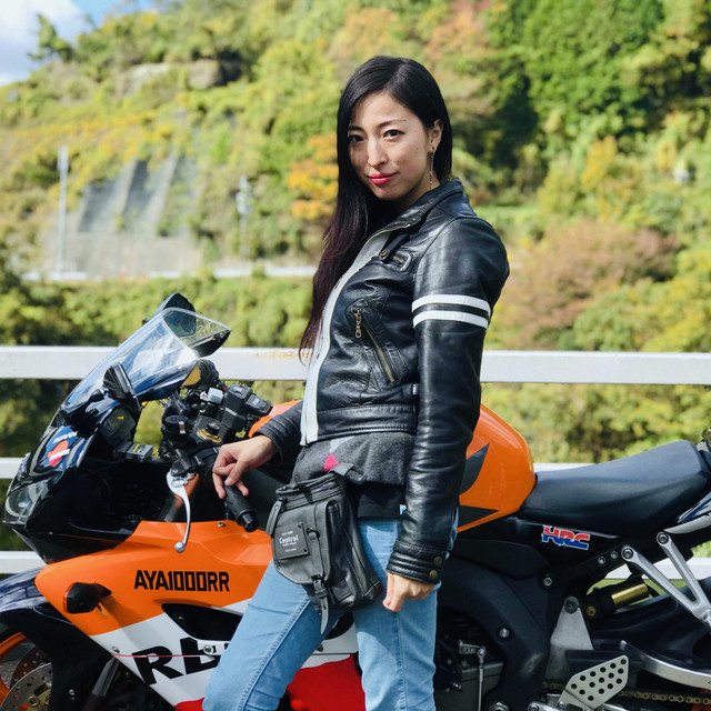 Ayase Photo