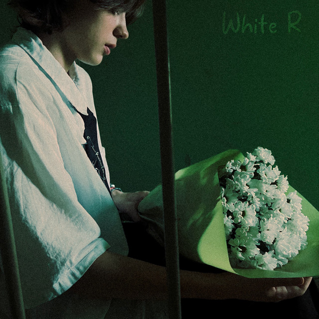 Обкладинка: White R — KRACHKO