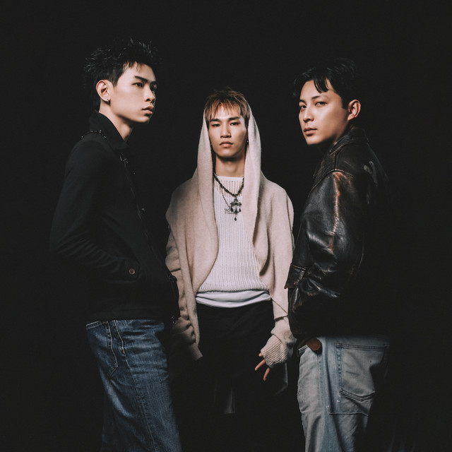 Ngớt Mưa - Single by THEMÈO | Spotify