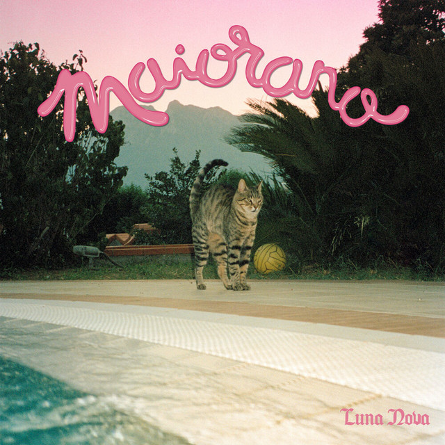 Luna Nova cover art