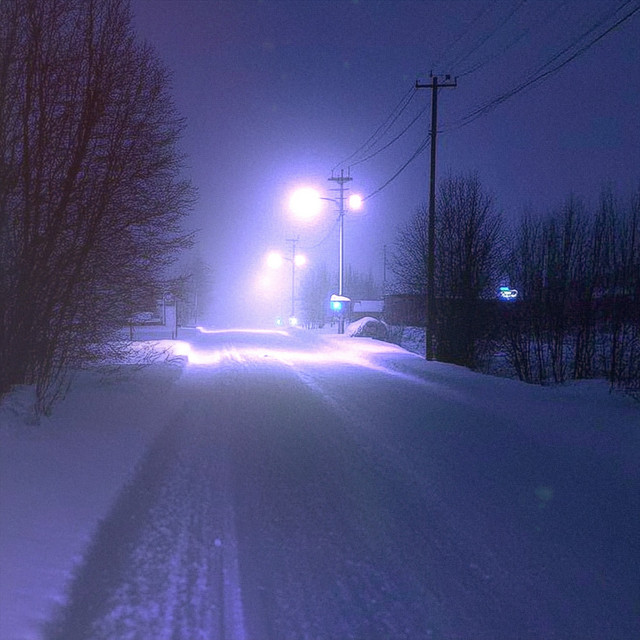 it's snowing