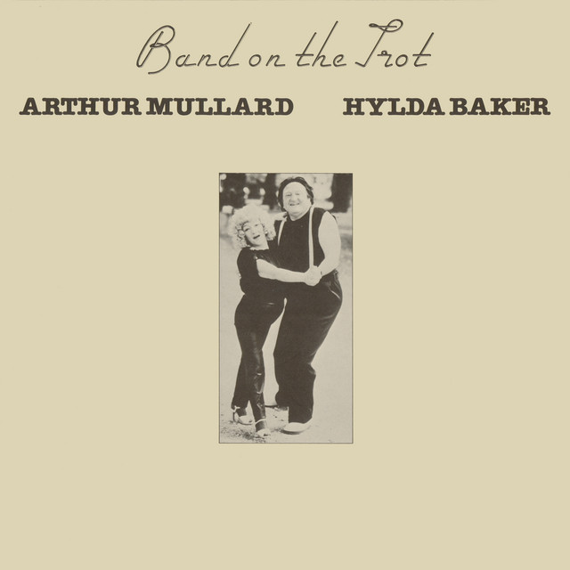 Arthur Mullard Photo